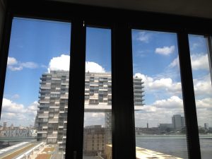 Köln Kranhäuser - Multirollo® - Die Sonnenbrille für das Bürogebäude